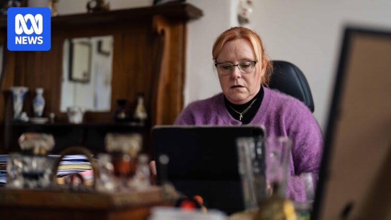 Lawyers band together as Tasmania’s court backlog hits ‘crisis point’