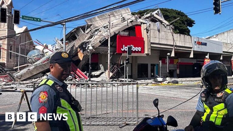 At least 35 dead after major earthquake strikes southern Philippines