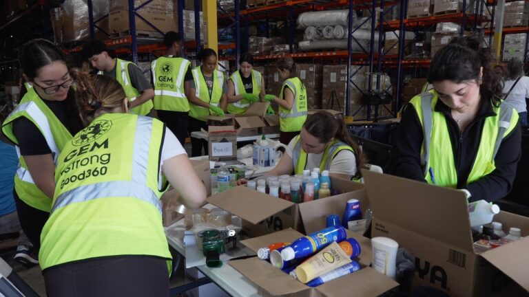 Venezuelans in the US rush to send aid to earthquake victims, but Caracas airport is closed