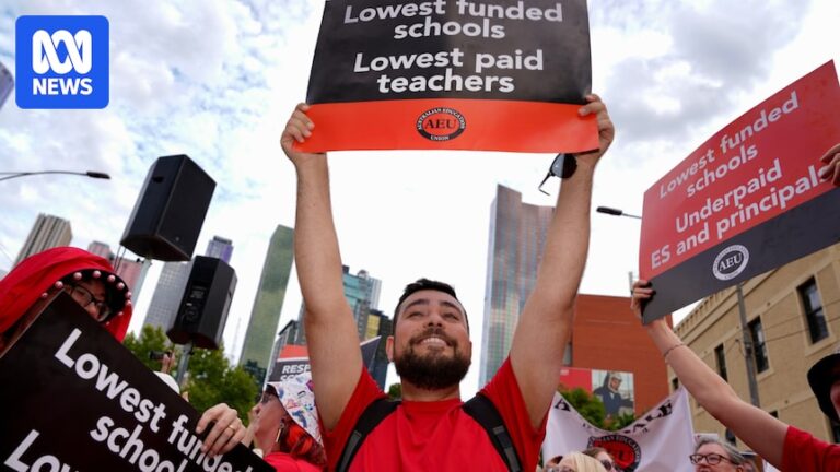 Victorian teachers reject pay offer against union advice